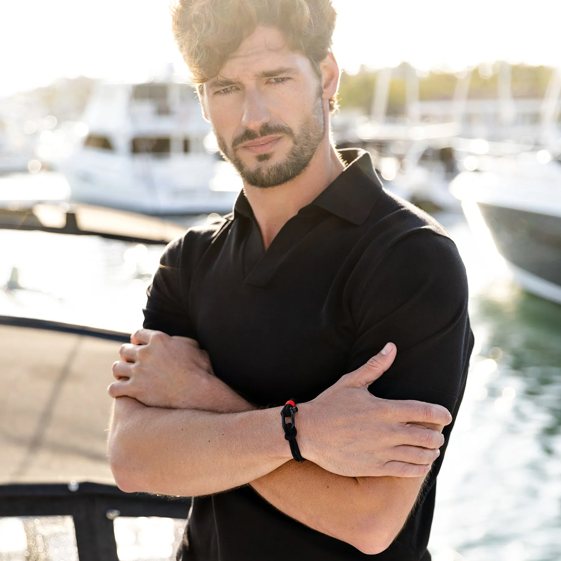 Alchor Black