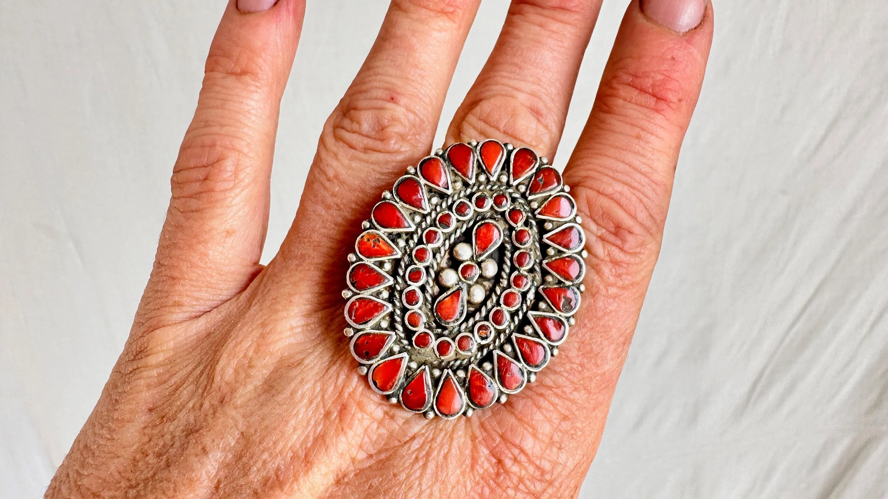 Antique Coral and Sterling Ring. India. Gorgeous! size 9.75. 1047