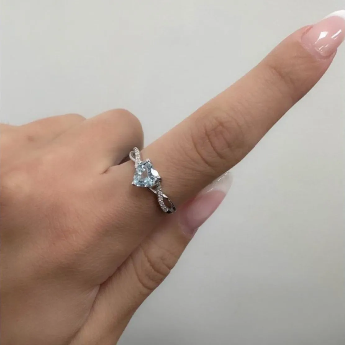 Aquamarine Heart Solitaire Diamond Sided Ring