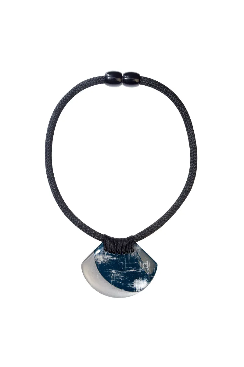 Avani Pendant Necklace