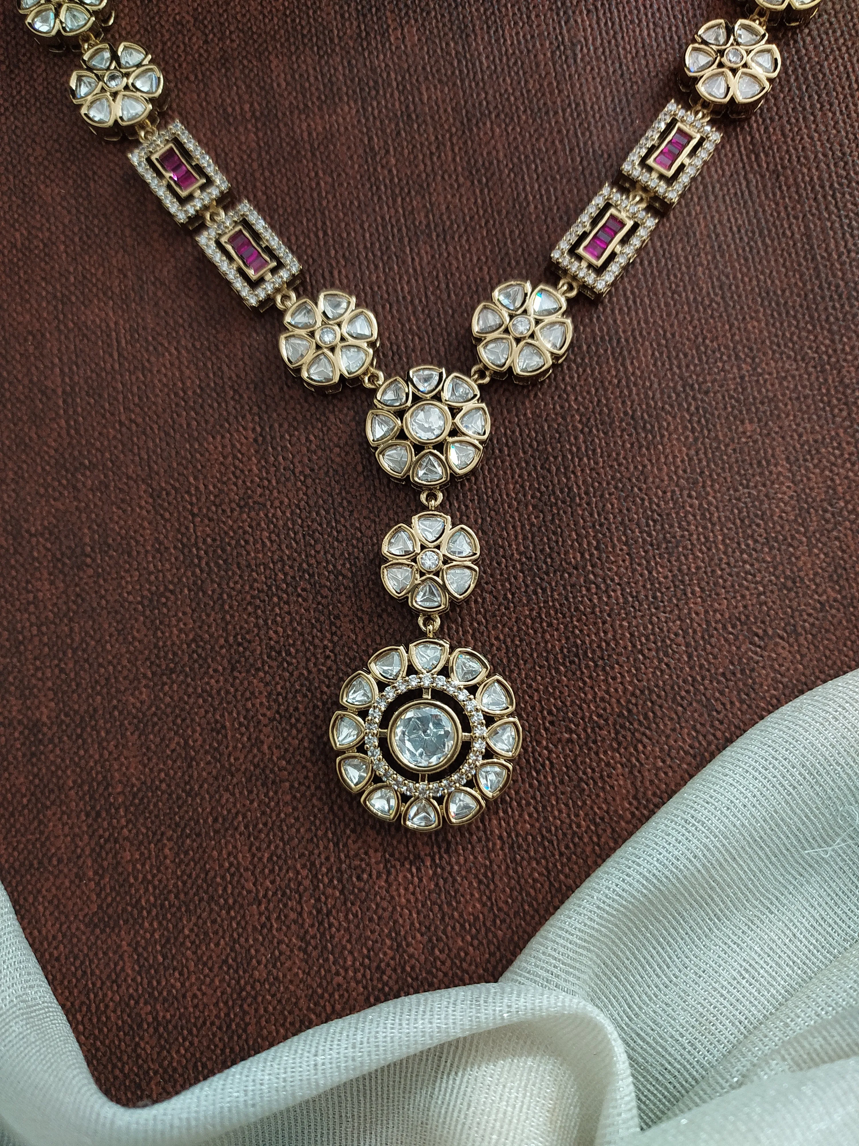 Elegant Kundan Necklace with Floral Pendants and Matching Earrings for Karwa Chauth