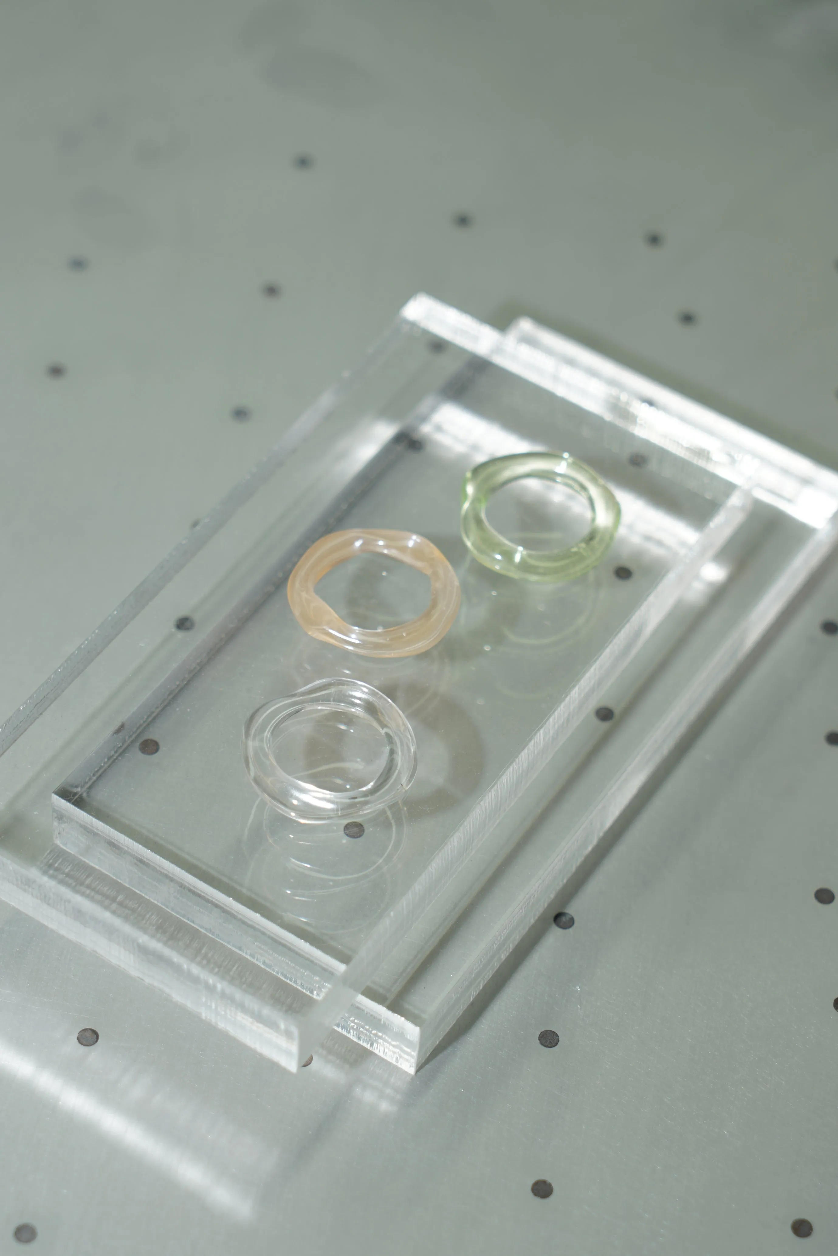 Glass Thin Organic Band Peach