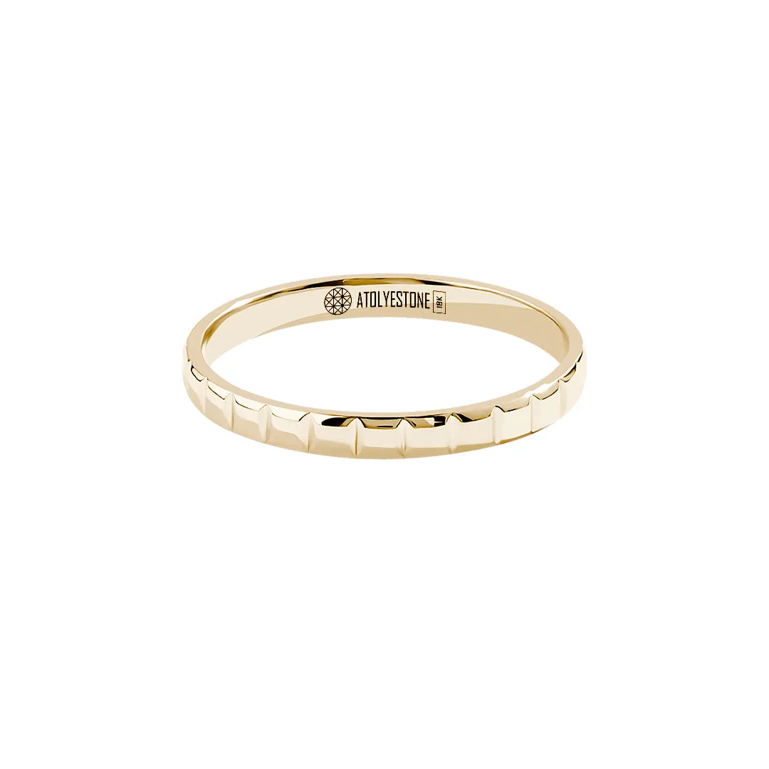 Ice Cube Band Ring in Gold