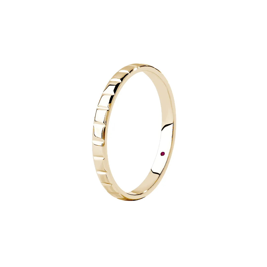 Ice Cube Band Ring in Gold