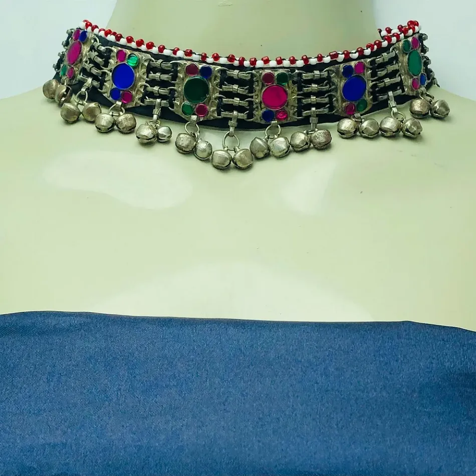 Multicolor Glass Stones and Beads Choker Necklace