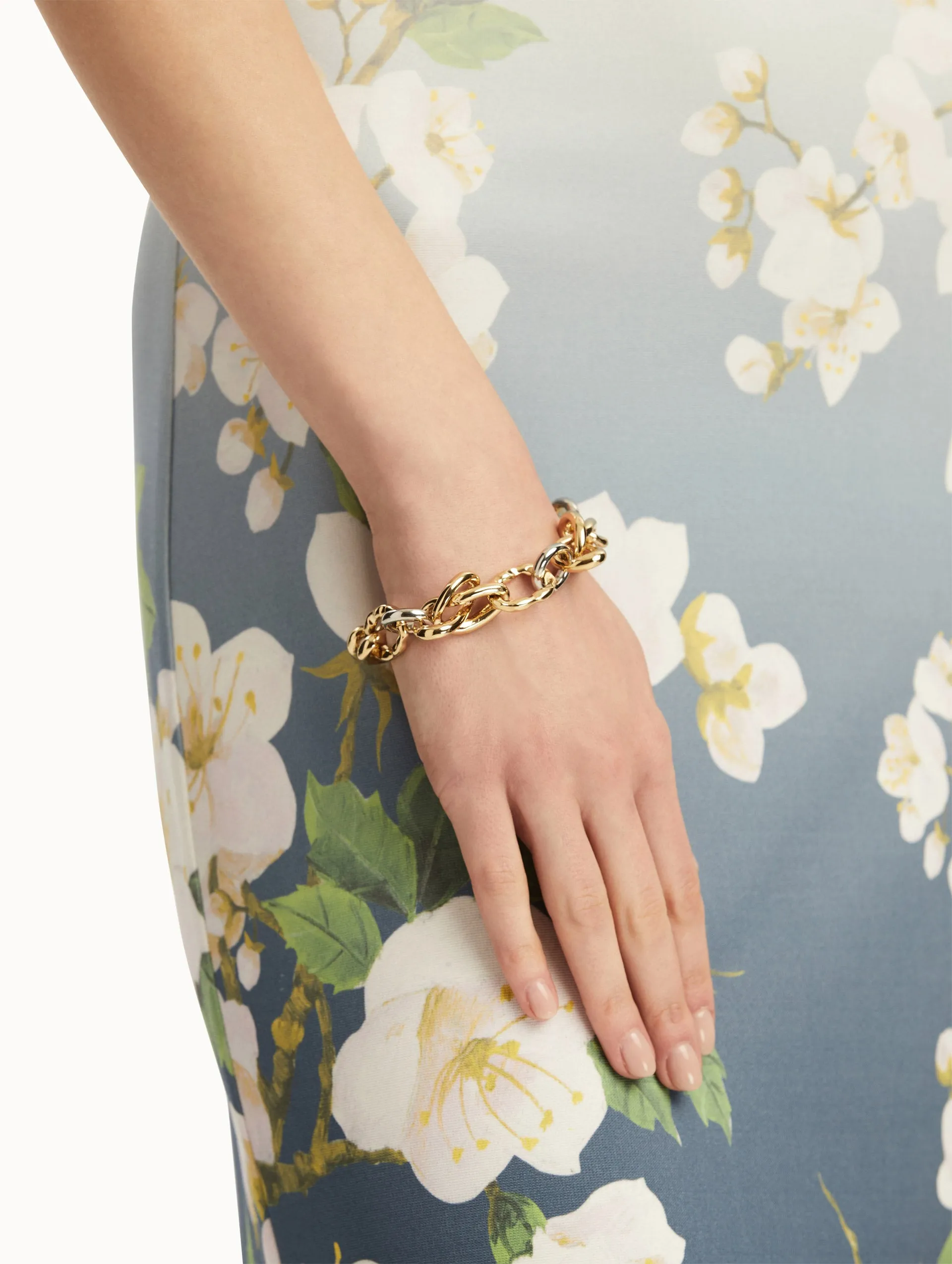O Knot Bracelet