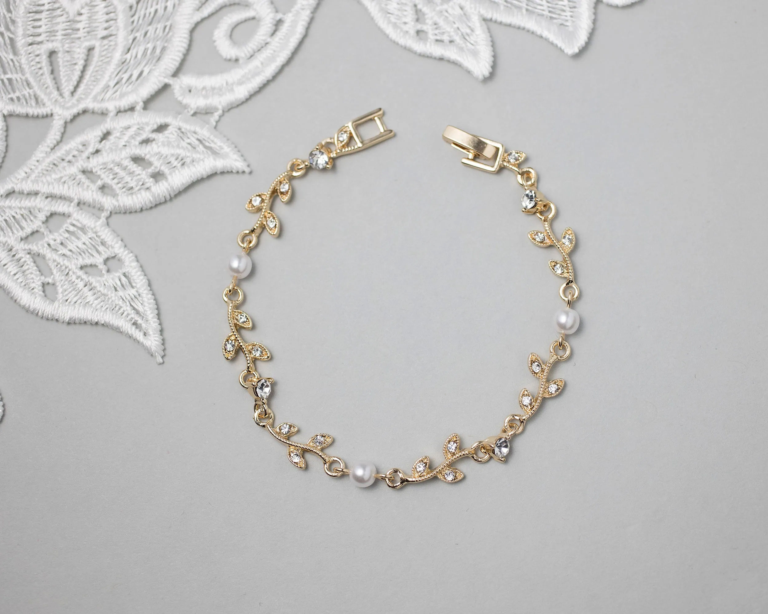 Simple Crystal Vine Necklace, Earrings, and Bracelet with Pearls
