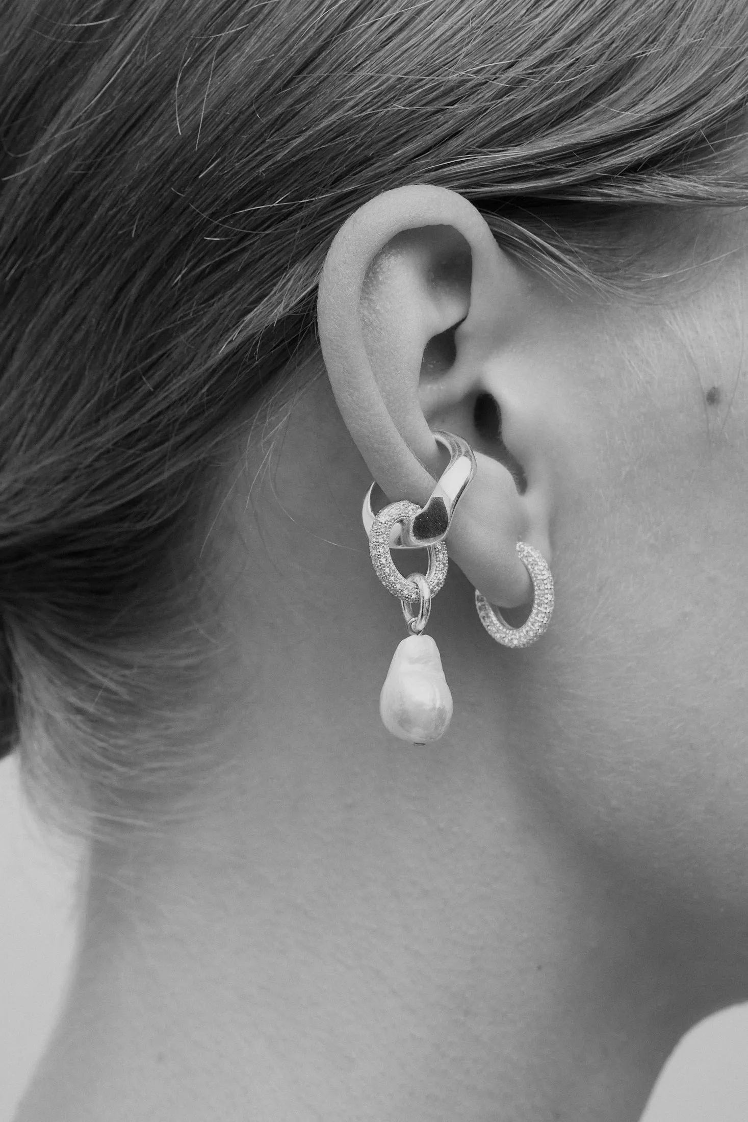 Stoned Hoop Earring Midi