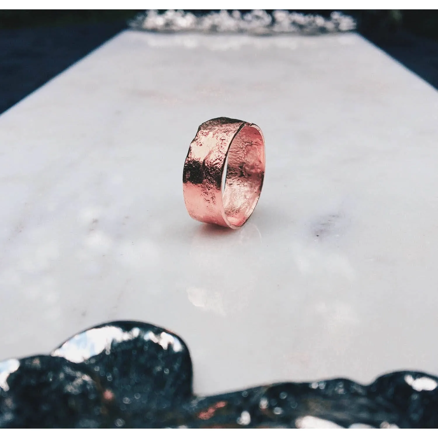 Textured Cigar Band 7mm in Rose Gold
