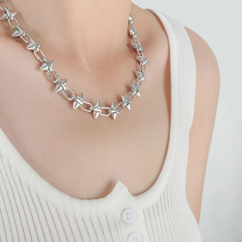 Urban Chic Titanium Necklace with Geometric Diamond Pendant